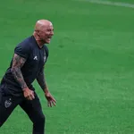 OM : à quatre ou à trois en défense ? (VIDEO)