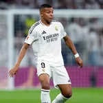 Pierre Ménès s’interroge sur l’affaire Mbappé et un possible coup bas du PSG