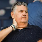 Pierre Ménès secoue Nice, la recrue la plus rapide de l'été entre Lens et Rennes ?