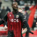 Pépé prêt à  un nouvel effort pour rester à  Nice, Still bientôt revalorisé, des cadors de L1 sur van den Boomen