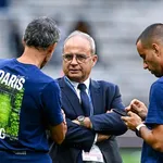 PSG : 5 départs et 2 arrivées surprises pour conclure le mercato ?