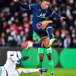 PSG – ASSE : Bernardoni fait un clin d’oeil à Mbappé… et au Real Madrid