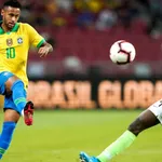 PSG : au Brésil, Neymar apporte son écot à la lutte contre le Covid-19