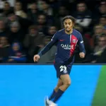PSG : Barcola marque des points et rejoint un titi parisien