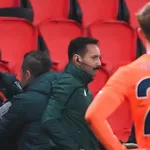 PSG – Basaksehir : Pierre Ménès est scandalisé par la polémique raciste et attend un symbole fort