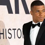 PSG : à Cannes, Kylian Mbappé s’est éclaté en charmante compagnie