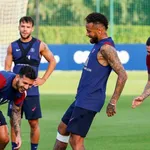 PSG : Di Maria et Paredes positifs, le Covid-19 fait planer une grosse menace à Paris