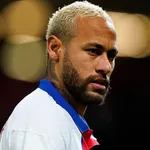 PSG : Emilia Mernes réagit à  sa supposée relation avec Neymar