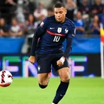 PSG, Equipe de France : Deschamps en dit plus sur la blessure de Mbappé
