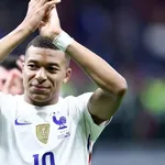 PSG, Equipe de France – L’oeil de Denis Balbir : « Mbappé s’est réconcilié avec la France »