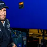 PSG, FC Barcelone : bientôt papa, Neymar s'est fait griller avec deux nouvelles bimbos !
