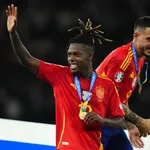 PSG, FC Barcelone Mercato : ça brûle pour Nico Williams !