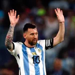 PSG, FC Barcelone – Mercato : finalement ni Paris ni le Barça pour Messi ?