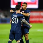 PSG, FC Barcelone – Mercato : Mbappé enrage, l'avenir de Messi aurait encore basculé !