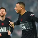 PSG – FC Nantes : Paris mène à la pause grâce à Mbappé