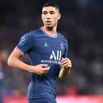 Real Madrid : la demande osée de Benzema, Hakimi se lâche au PSG, un nouveau sauveur au Barça