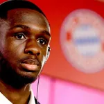 PSG : Kouassi absent des listes du Bayern, Pierre Ménès balance !