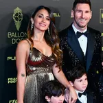 PSG : le beau message de Messi à Antonella Roccuzzo après son 7e Ballon d’Or