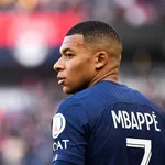 PSG, Real Madrid : le coup de gueule de Mbappé lié à  un retard de paiement ?