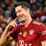 PSG : vainqueur du trophée FIFA The Best 2021, Lewandowski prend sa revanche sur Messi