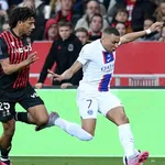 PSG : Mbappé, 180 millions d'euros en poche et cible de défiance en interne ?