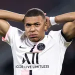 PSG : Mbappé à  nouveau taclé pour son comportement