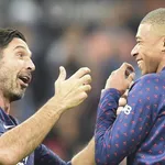 PSG : Mbappé rend un hommage appuyé à  Buffon