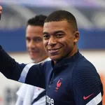 PSG : Mbappé talonné par Neymar pour son grand retour