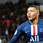 PSG : Mbappé a subi un dépistage coronavirus, un joueur de L1 confiné !