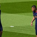 PSG – Mercato : 2 milieux ciblés, Neymar like un tacle à  Mbappé