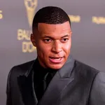 PSG – Mercato : 4 clubs anglais sur Mbappé, le Real Madrid toujours obsédé par lui ?