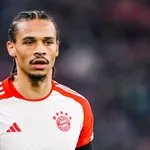 Mercato : le PSG ne lâche pas Leroy Sané, le FC Barcelone non plus !