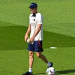 PSG – Mercato : Daniel Riolo annonce du très lourd entre Luis Campos et Luis Enrique