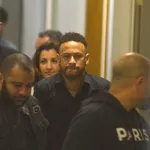 PSG – Mercato : départ, salaire, viol présumé…Neymar doit rompre le silence