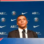 PSG – Mercato : furax, le clan Mbappé fait porter le chapeau au Real Madrid !