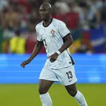 PSG Mercato : il a recadré Messi en personne et a pris la porte !