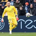 PSG – Mercato : il a tenu tête à  Messi au FC Barcelone et a signé à  Paris !