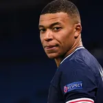 PSG – Mercato : l’offre de Doha à Mbappé donne le tournis, le Real Madrid s’étrangle