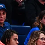 PSG – Mercato : la mère de Mbappé accrédite la théorie du complot pour forcer le départ de son fils !