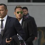 PSG – Mercato : le père de Neymar fait deux annonces tonitruantes