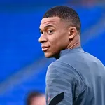PSG – Mercato : Leonardo nie toute discussion sur Mbappé