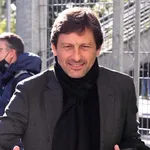 PSG – Mercato : Leonardo réussit un miracle à la revente, le FC Barcelone en profite un max !