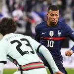 PSG – Mercato : le Qatar prêt à  humilier Mbappé avec Joao Félix