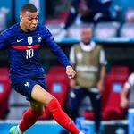PSG – Mercato : les détails du contrat de Mbappé au Real Madrid déjà  validés et révélés !