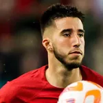 PSG Mercato : les enchères vont monter pour une piste défensive de Campos