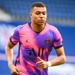 PSG – Mercato : l'offre inégalable pour Mbappé contrecarrée par le Real Madrid ?