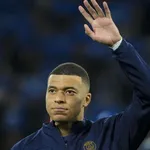 PSG Mercato : Mbappé a annoncé son départ à Al-Khelaïfi !