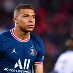 PSG – Mercato : Mbappé joue à un jeu dangereux avec le Real Madrid