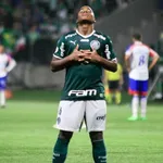 PSG – Mercato : Mbappé ne prolongera pas à  Paris, un crack l'attire au Real Madrid !