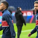 PSG – Mercato : Neymar a déjà  trouvé le remplaçant de Mbappé, son agent déjà  à  Paris !